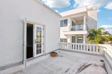 Built in 1926, 104 Palmera is the original and most - photo 39
