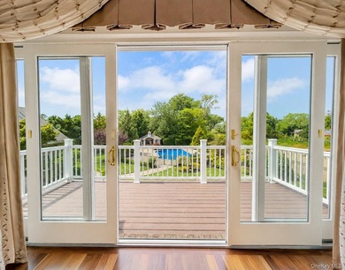 Luxury Estate in The Moorings - East Islip, NY Welcome to an - photo 39
