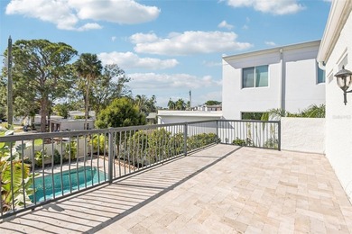 Built in 1926, 104 Palmera is the original and most - photo 41