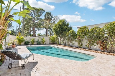 Built in 1926, 104 Palmera is the original and most - photo 45