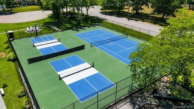 Luxury Estate in The Moorings - East Islip, NY Welcome to an - photo 49