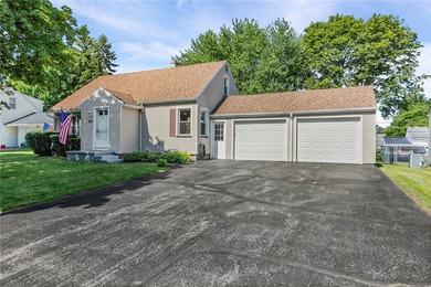 Welcome home to 227 Harvest Drive! This beautifully updated - photo 1