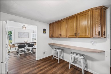 Welcome home to 227 Harvest Drive! This beautifully updated - photo 9