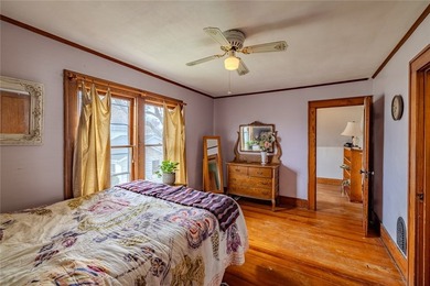 Welcome to this charming white cottage/Bungalow in the heart of - photo 19