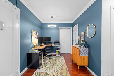 Welcome to this beautifully renovated 3-bedroom co-op nestled in - photo 9