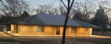 3 Bedroom 2 Bath home just outside Arrowhead Estates. 2 car - photo 25