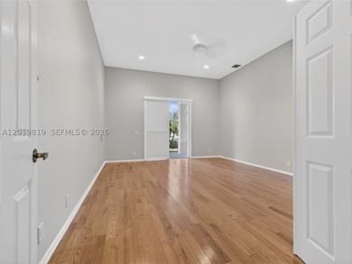 Motivated Seller! Willing to offer a credit toward closing cost - photo 33