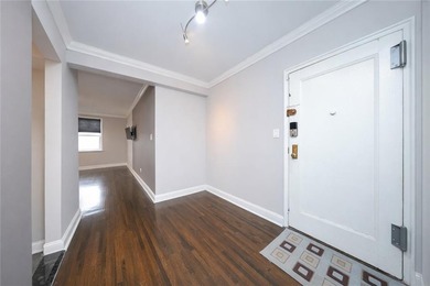 Welcome to Senate Coops! Bright 1-Bedroom Co-op in Prime