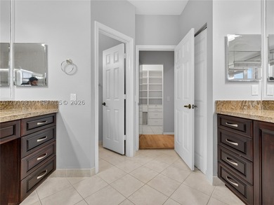 Motivated Seller! Willing to offer a credit toward closing cost - photo 40