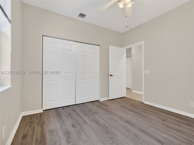 Motivated Seller! Willing to offer a credit toward closing cost - photo 50
