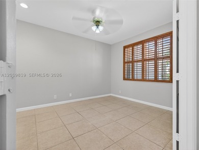 Motivated Seller! Willing to offer a credit toward closing cost - photo 60