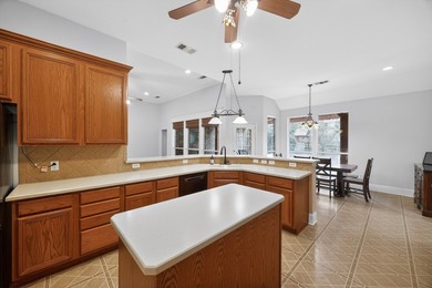 Welcome to this beautiful 4-bedroom, 3-bathroom home in the - photo 11