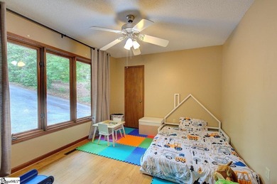 Welcome to your new Keowee Key home! This premium gated - photo 23