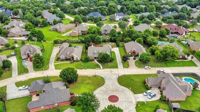 Welcome to this beautiful 4-bedroom, 3-bathroom home in the - photo 36