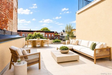 ROOFTOP PENTHOUSE CHARM. EXQUISITE MODERN DESIGN. BOUTIQUE - photo 12