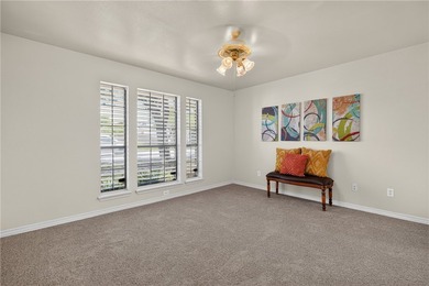 Move-in ready townhome located in the desirable The Havens - photo 16