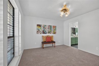 Move-in ready townhome located in the desirable The Havens - photo 17