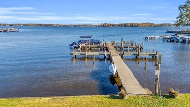 Escape to the ultimate carefree lakefront living with this - photo 19