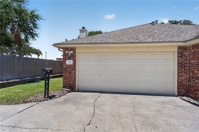 Move-in ready townhome located in the desirable The Havens - photo 25
