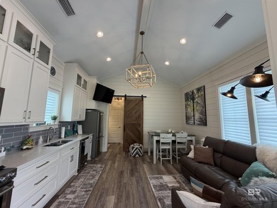 Fairhope Motorcoach Resort is an upscale Class A Motor Coach - photo 8