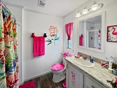 Beautiful 2-bedroom, 2-bath waterfront home in Lauder Lakes - photo 10
