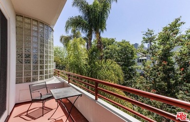 Stunning contemporary residence on one of the most coveted - photo 31