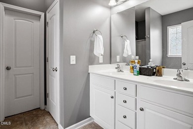 This gorgeos meticulously maintained home is in an idyllic - photo 31