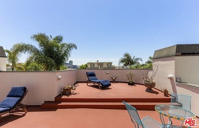 Stunning contemporary residence on one of the most coveted - photo 36
