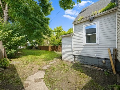 Value-Add Duplex Investment Opportunity! Calling all investors - photo 3