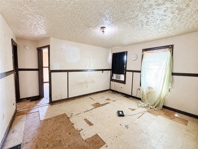 Value-Add Duplex Investment Opportunity! Calling all investors - photo 6