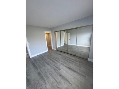 full renovation. The renovations include a new kitchen - photo 16