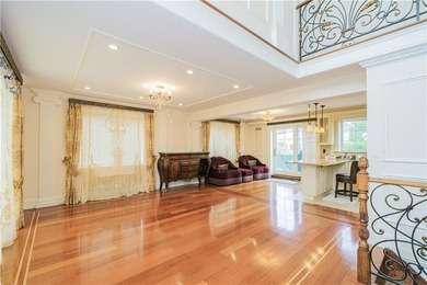 An exceptional opportunity to own a luxurious Center Hall home - photo 17