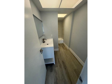 full renovation. The renovations include a new kitchen - photo 18