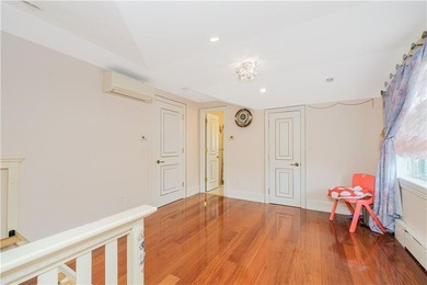 An exceptional opportunity to own a luxurious Center Hall home - photo 27