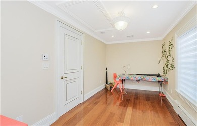 An exceptional opportunity to own a luxurious Center Hall home - photo 30