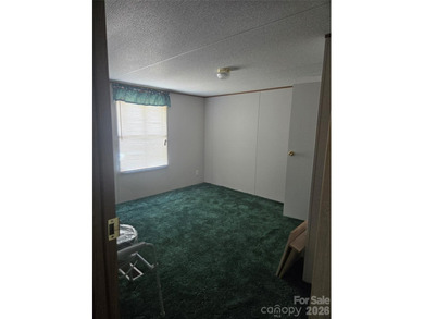 Looking for a primary bedroom with your own bathroom, sitting - photo 4