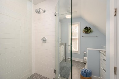 Rare opportunity for single-level home on the coveted main - photo 37