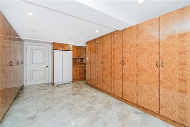 An exceptional opportunity to own a luxurious Center Hall home - photo 39
