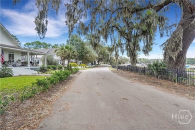 Completely renovated home in Isle of Hope has been thoughtfully - photo 43