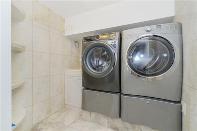 An exceptional opportunity to own a luxurious Center Hall home - photo 48