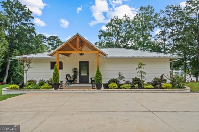 Lake Home For Sale in Eatonton, Georgia