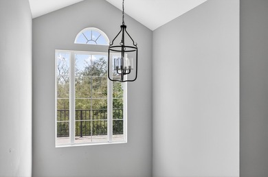 3202 Blue Heron Boulevard is a beautiful, spacious home in the - photo 4