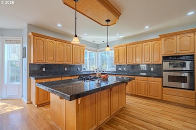 Elegant Living in Lakeview Estates! This spacious home offers 4 - photo 12