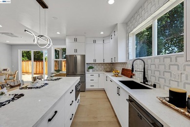 A rare opportunity to own a brand-new home in Fremont's - photo 16