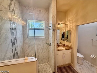 Welcome to this well-maintained 3-bedroom plus den, 2-bath pool - photo 21