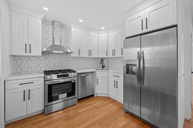 WOW! Rare Find in Prime *Old Mill Basin* Fully Detached - photo 6