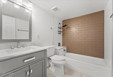 GOLF COURSE COMMUNITY & Contemporary Spacious Updates -TURN-KEY - photo 27