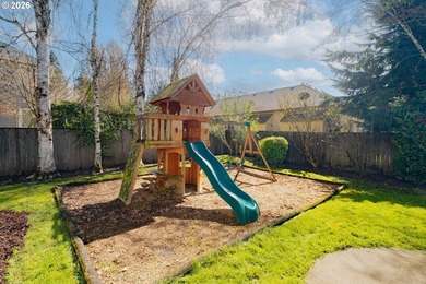 Elegant Living in Lakeview Estates! This spacious home offers 4 - photo 35