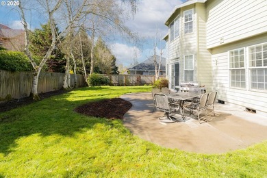 Elegant Living in Lakeview Estates! This spacious home offers 4 - photo 39