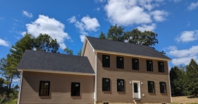 Quacumquasit Lake Home For Sale in East Brookfield Massachusetts